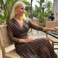 Vestido Maxi Bohemio de Malla Enrugada con Escote en V